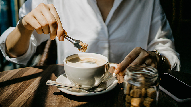 Café y azúcar: una unión asombrosa 
