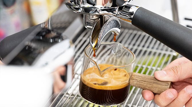 Cómo descalcificar cafetera paso a paso