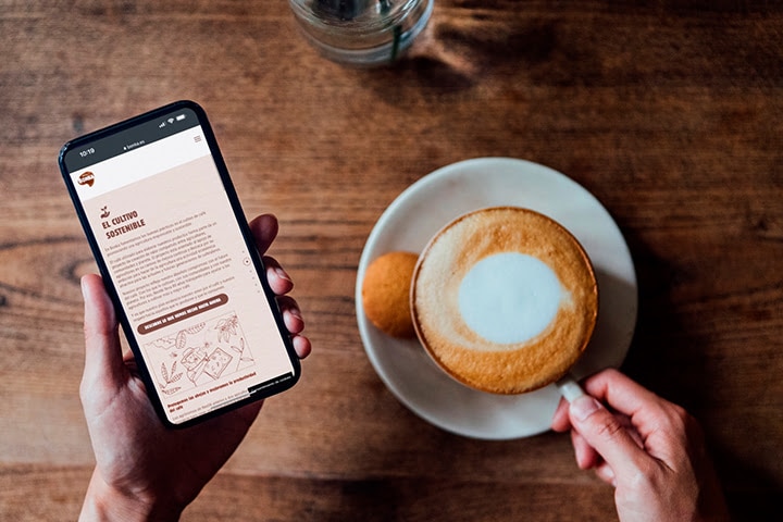 El café sigue un largo camino desde la siembra hasta la taza